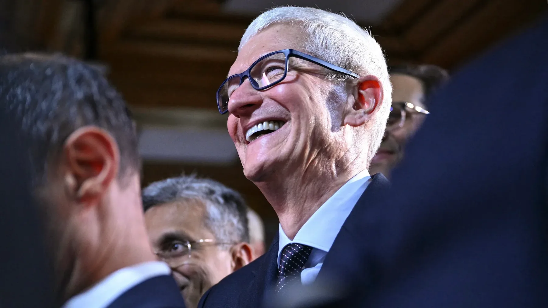 The iPhone 18 series could introduce variable aperture cameras, a new A20 chip, larger batteries, and possible Dynamic Island changes, while also splitting launches across 2026 and 2027.